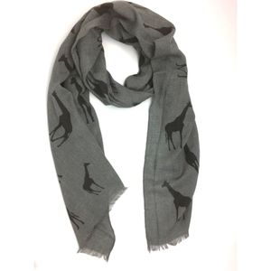 JC Sunny Gray Giraffe Print Scarf 100% Cotton Lightweight Fringe NWT Wrap Shawl